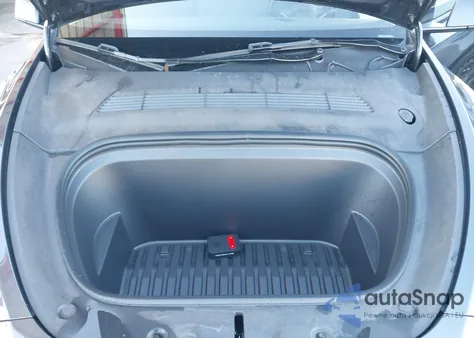 2024 Tesla Model Y Long Range Dual Motor All-Wheel Drive from USA, damaged, VIN 7SAYGDEE8RA233519